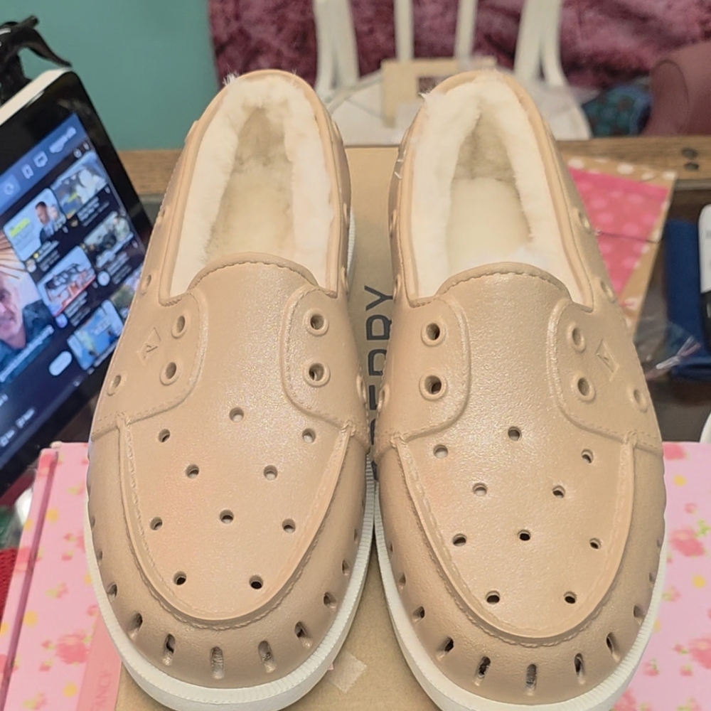 SPERRY  Boat Shoe NIB SZ 7
